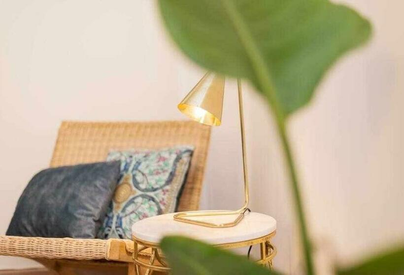 Room Boutique Calma Nerea By Kubik