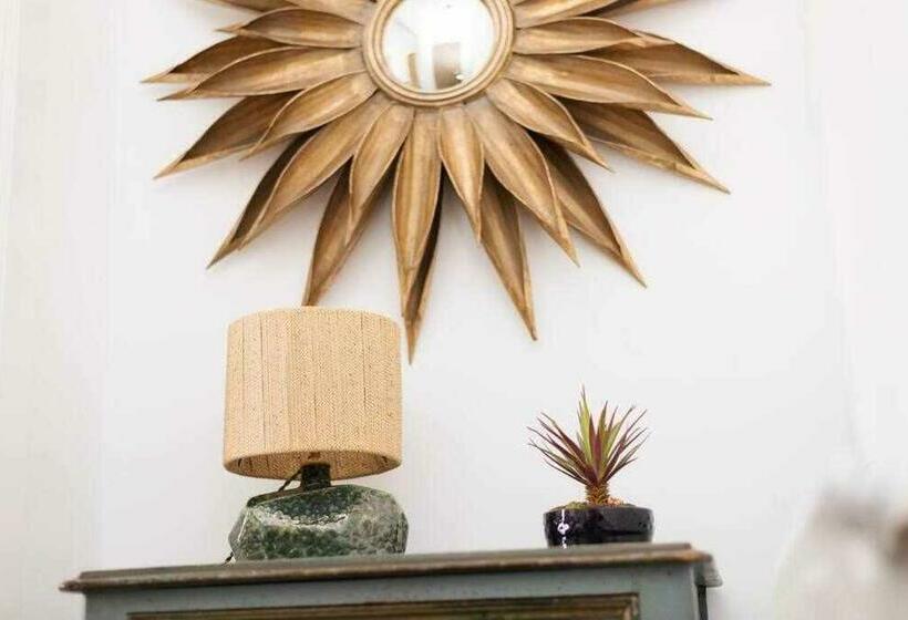 Room Boutique Calma Nerea By Kubik