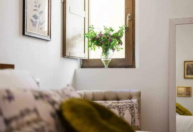 Room Boutique Calma Nerea By Kubik