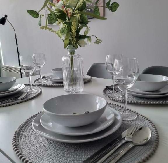 Spacious City Centre Apartment