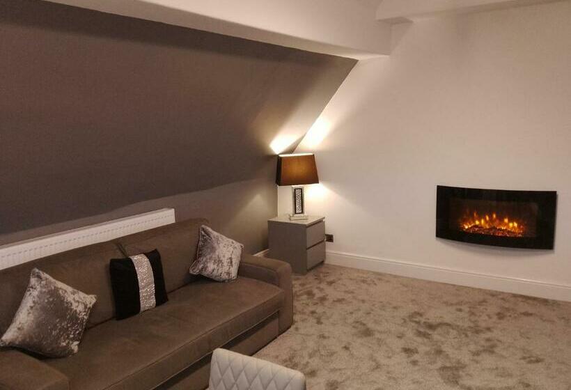 St Anne S Lodge Apartments Penthouse With Seaview, Lytham St Anne S