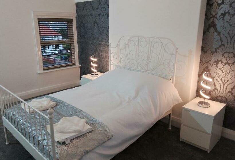 St Anne S Lodge Apartments Penthouse With Seaview, Lytham St Anne S