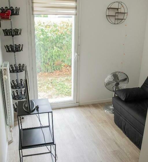 T3 Bord De Seine,proche Centre Ville,parking Privé