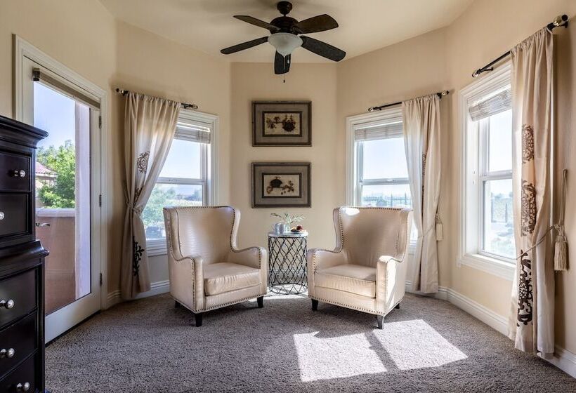 Wilson Creek Manor By Avantstay Sleeps 24 Amazing Estate W Pool & Game Room