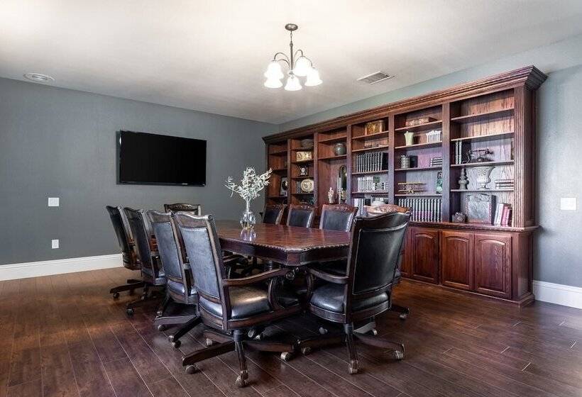 Wilson Creek Manor By Avantstay Sleeps 24 Amazing Estate W Pool & Game Room