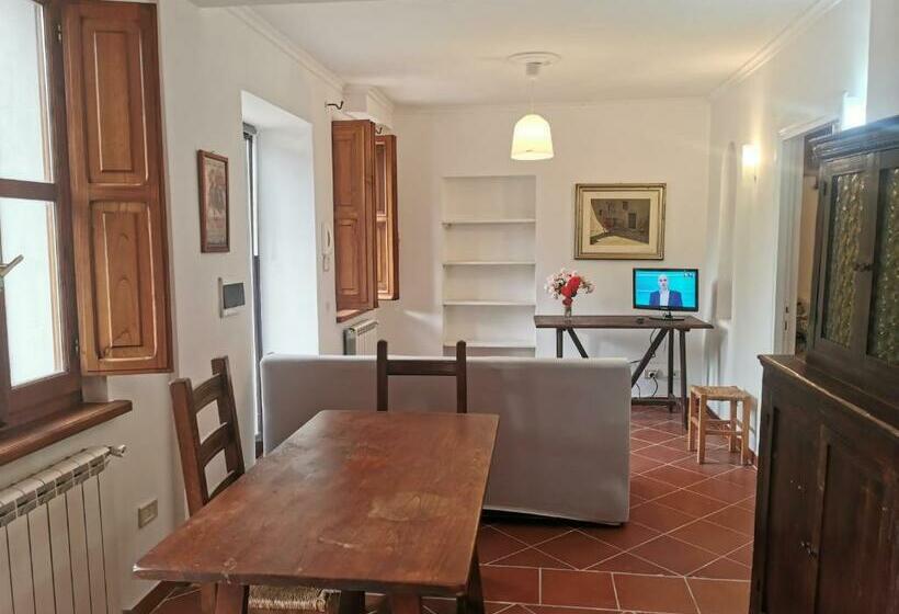 Appartamento Sulla Via Francigena Vicino Roma A 10 Mín Da Vallelunga E Lago Di Bracciano