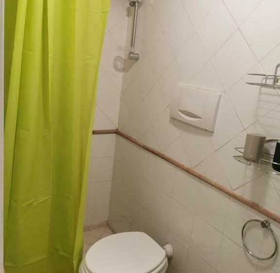 Appartamento Sulla Via Francigena Vicino Roma A 10 Mín Da Vallelunga E Lago Di Bracciano