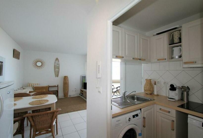 Appartement Vue Mer, Piscine Et Parking