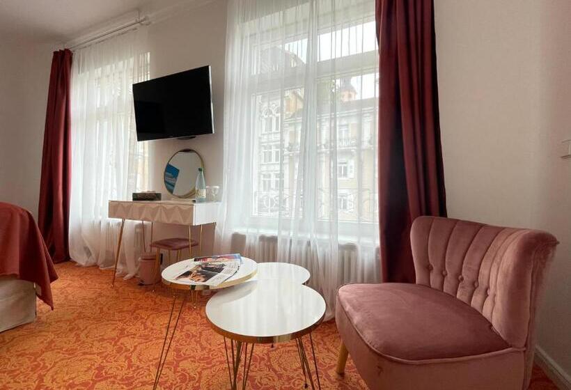 Art Hotel House One