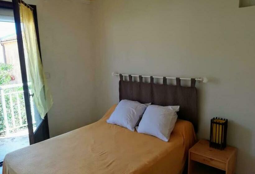 Gîte Des Tamarins à Saint Pierre La Mer