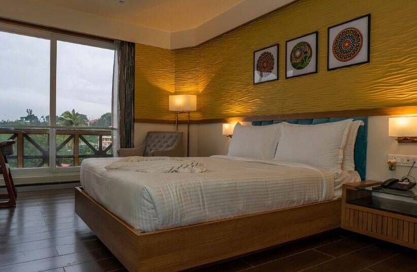 ホテル Bayleaf Inn