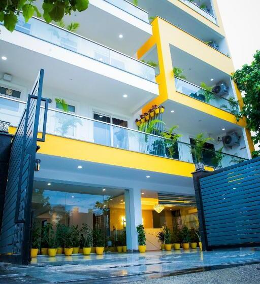 בית מלון כפרי Lime Tree Luxury Studio   Service Apartment Near Artemis Hospital ,gurgaon