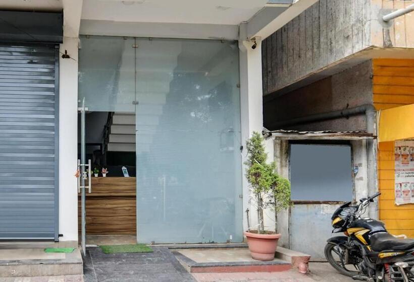 Отель Oyo 91935  Zoyo