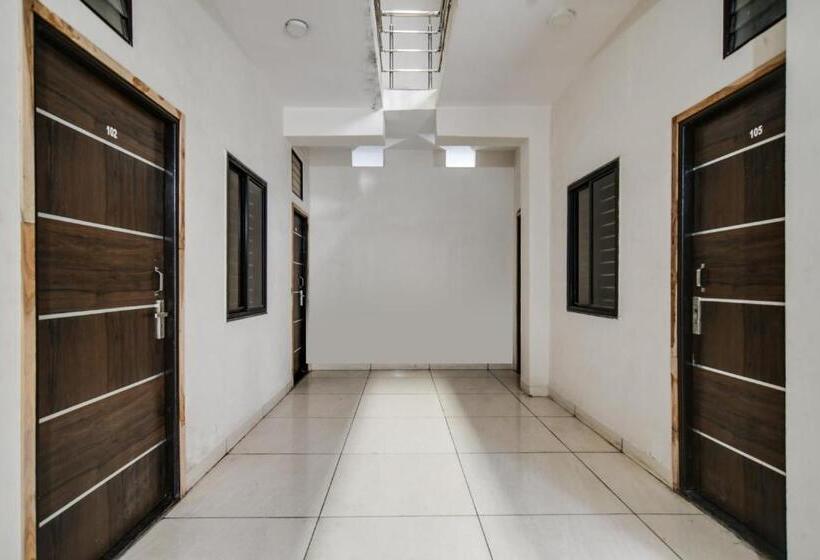 Отель Oyo 91935  Zoyo