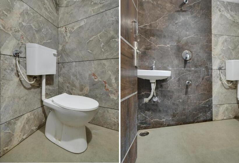 Отель Oyo 91935  Zoyo