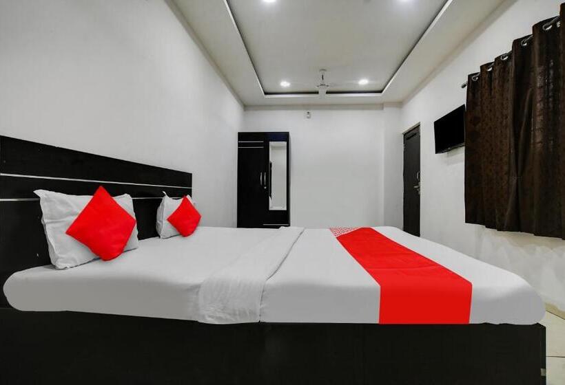 Отель Oyo 91935  Zoyo