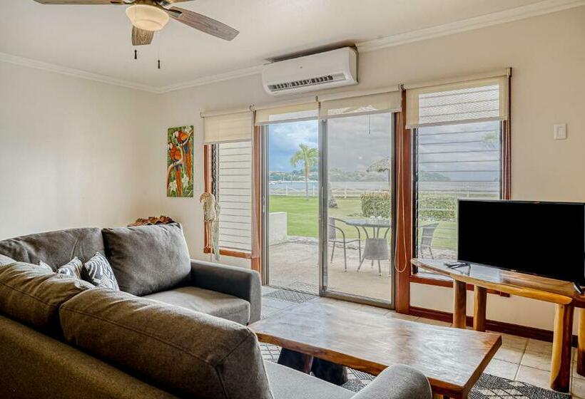 ホテル Pacific Beach Condo #7