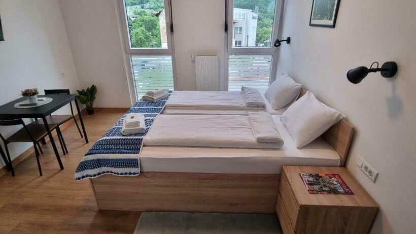 هتل Pansion Hukić B&b