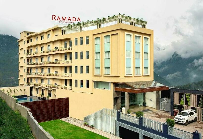 Hotel Ramada By Wyndham Katra Station Road