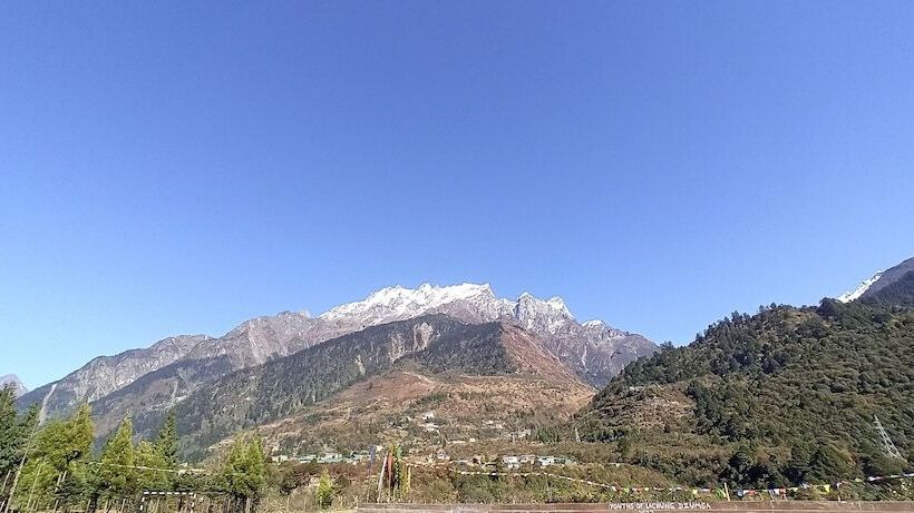 ホテル Rufina Lachung Kunga