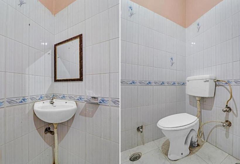 בית מלון כפרי Spot On Ganpati Home Stays