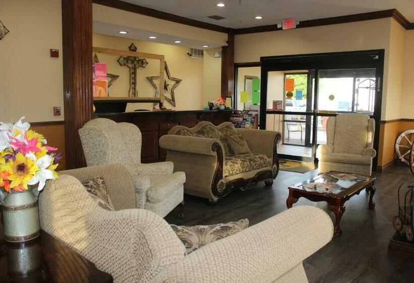 فندق Truckerz Inn