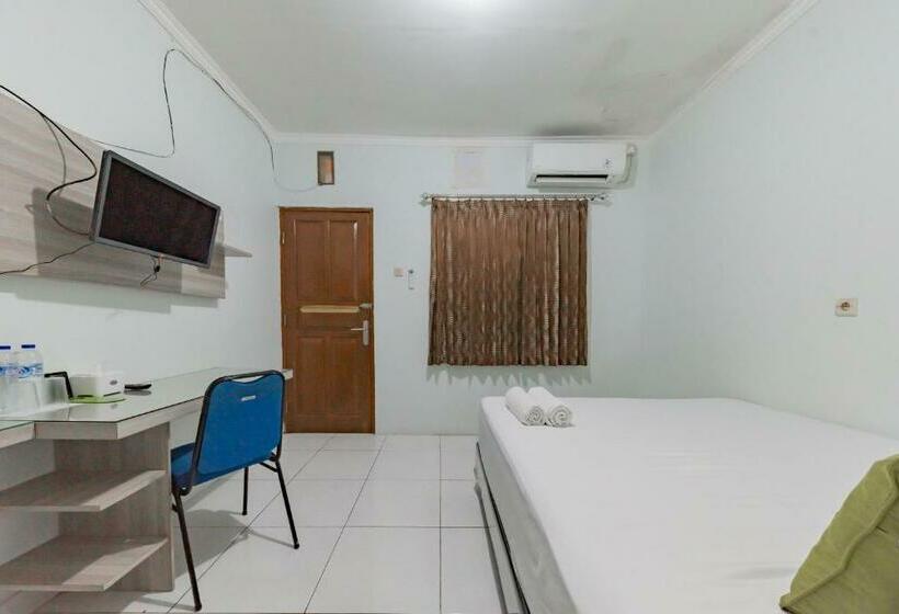 Urbanview Hotel Sunday Cirebon By Reddoorz