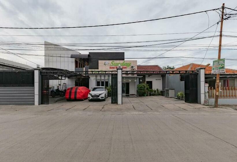 Urbanview Hotel Sunday Cirebon By Reddoorz