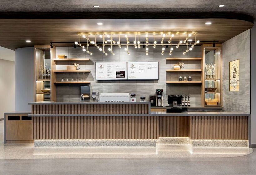 בית מלון כפרי Wyndham Garden Winnipeg Airport