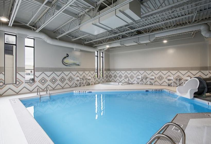 فندق Wyndham Garden Winnipeg Airport