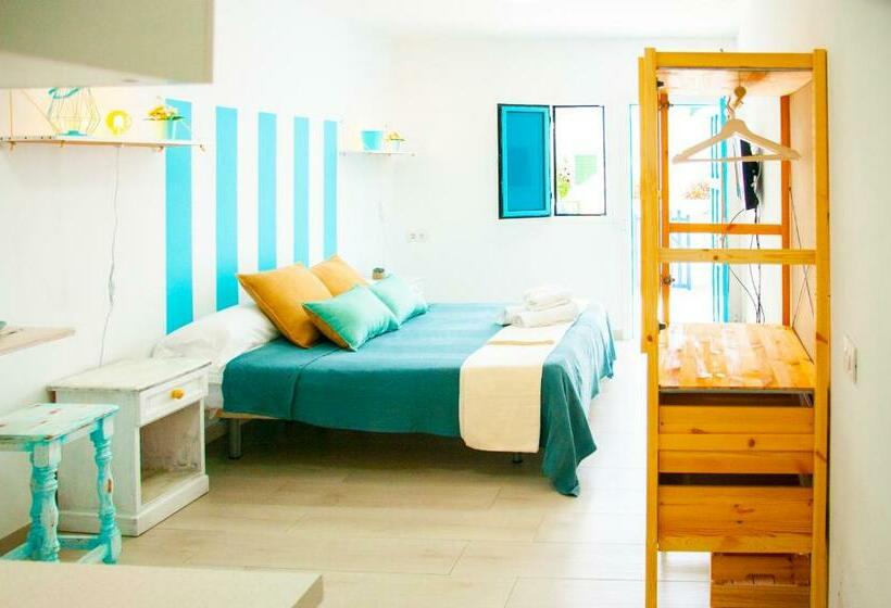 La Casita Azul De Famara