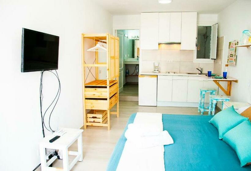 La Casita Azul De Famara