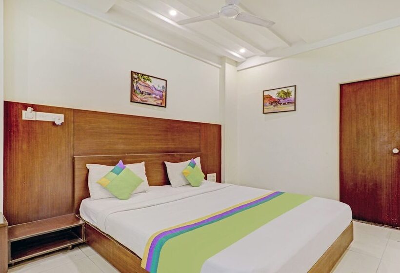 Loharkar Family Hotel L As