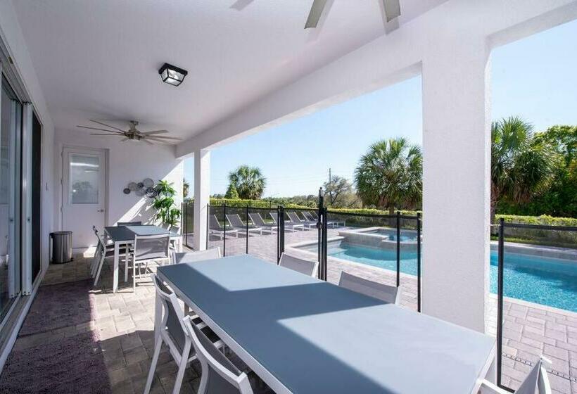 Magical Villa 12 Suites 6 Disney Themed Rooms