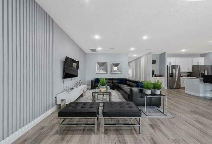 Magical Villa 12 Suites 6 Disney Themed Rooms