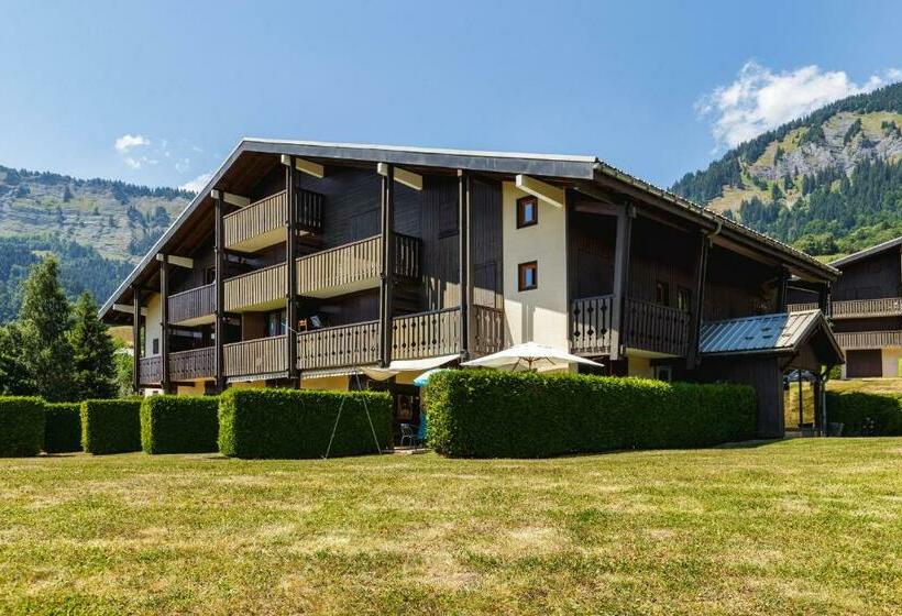 View Sur Arly E10   Happy Rentals