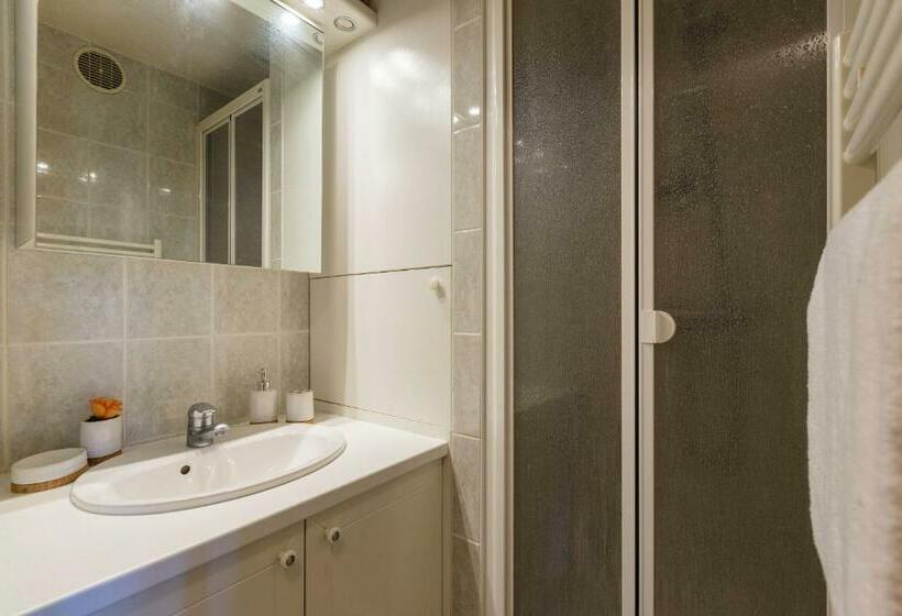 View Sur Arly E10 Happy Rentals