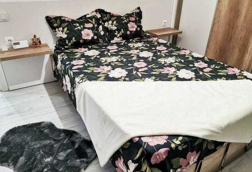 New Cozy Apartment In Otopeni Near Airport