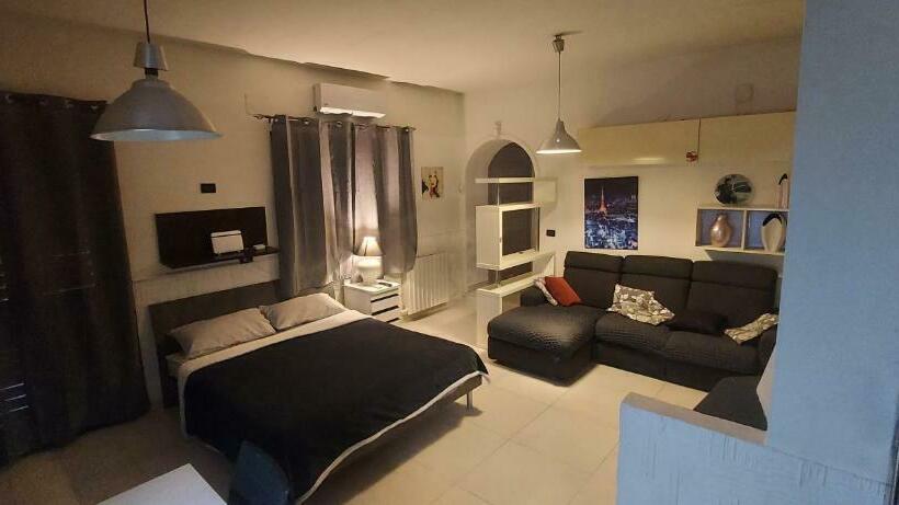 Пансион Appartamento Suite Deluxe Climatiz Cucina Giardino Wifi Smart Tv Amazon Prime Video Inclusi