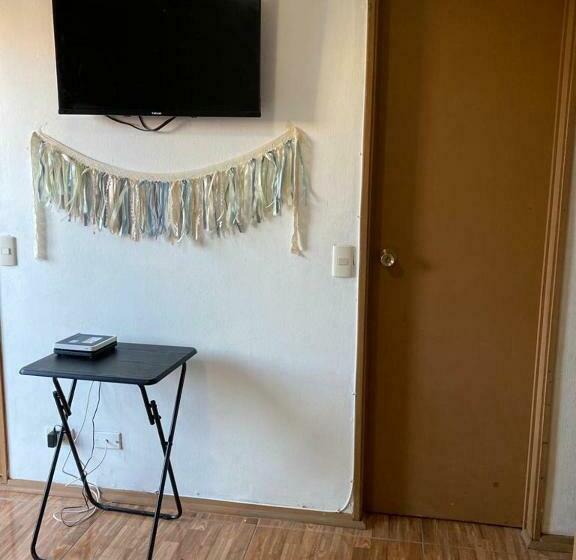 פנסיון Hostal Cordillera Alta