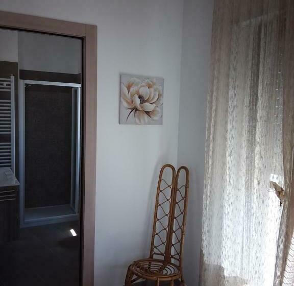 פנסיון Primae Noctis Rooms