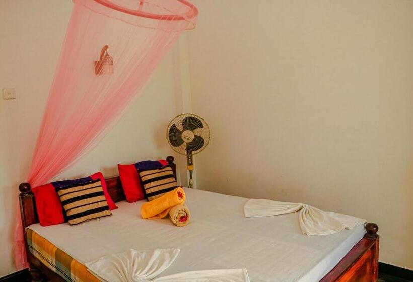 Пансион Sigiri Gayani Home Stay