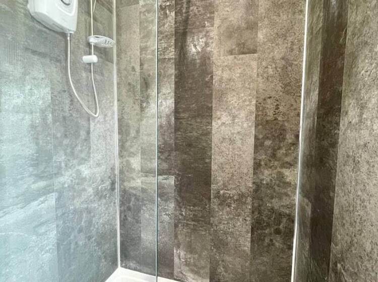 Remarkable 1 Bed Apartment In Lytham Saint Annes