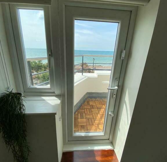 Splashpoint With Free Parking