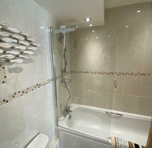 Splashpoint With Free Parking