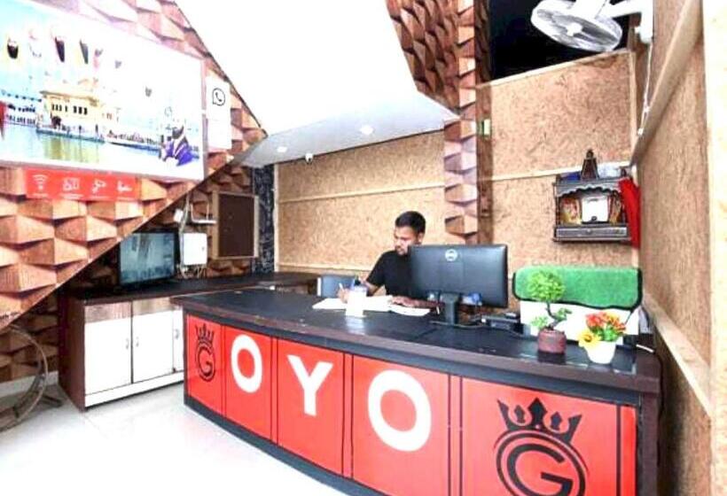 ホテル Golden Crown