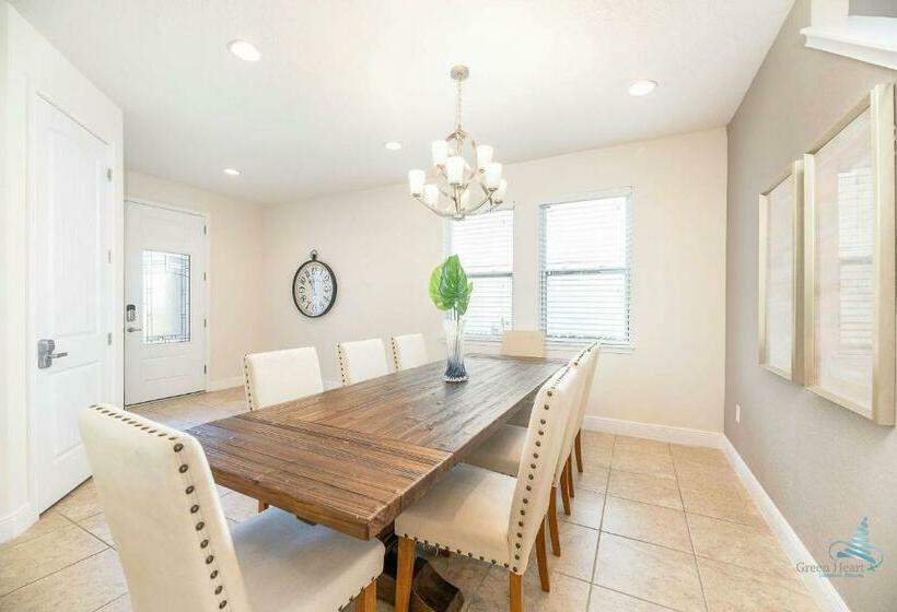 Stylish Private Pool & Spa Home , Disney 9 Mi Away