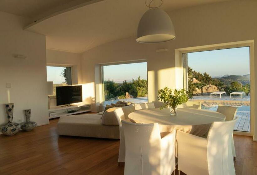 Villa With Pool And Panoramic View Costa Smeralda