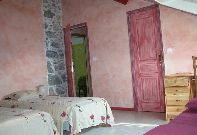 مبيت وإفطار La Pierre Bleue / Chambres D Hôtes