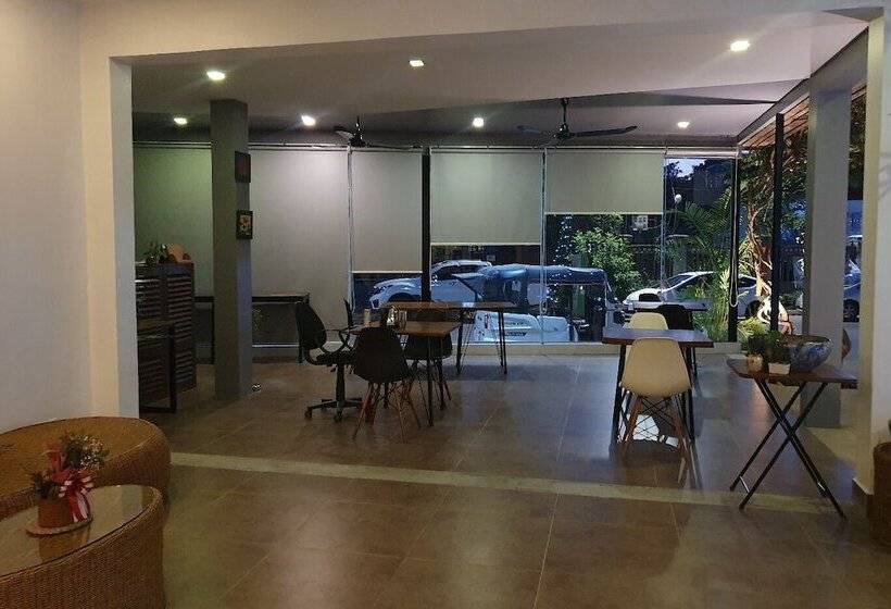 تختخواب و صبحانه Siem Reap Tevi Residence